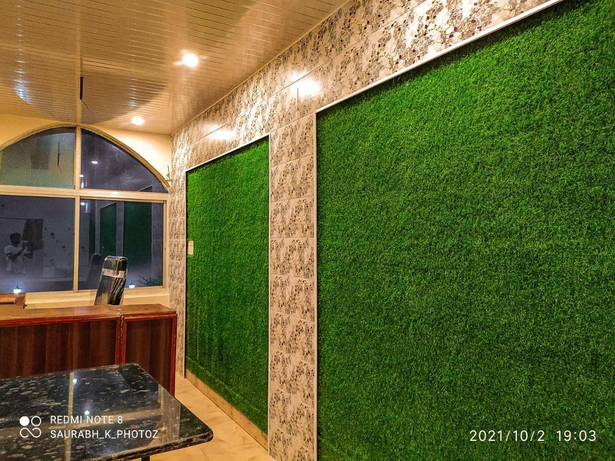 Hotel Jungle Palace Resort Umariā 외부 사진