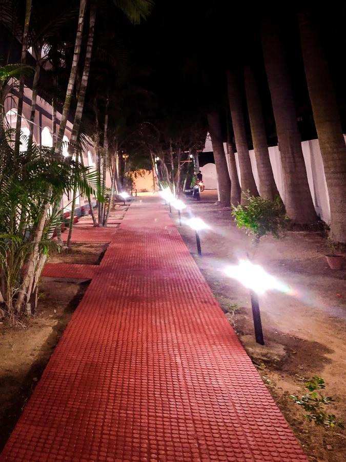 Hotel Jungle Palace Resort Umariā 외부 사진