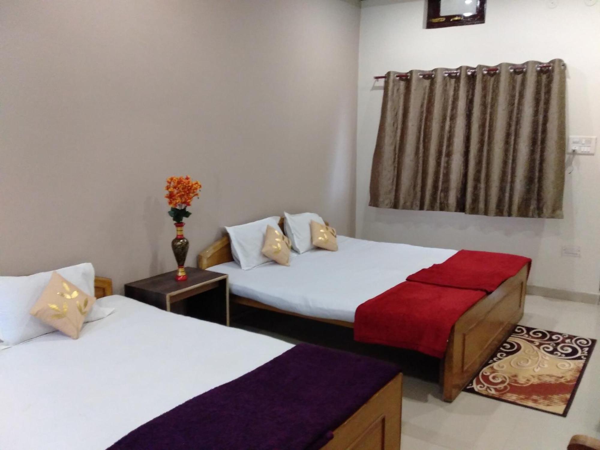 Hotel Jungle Palace Resort Umariā 외부 사진