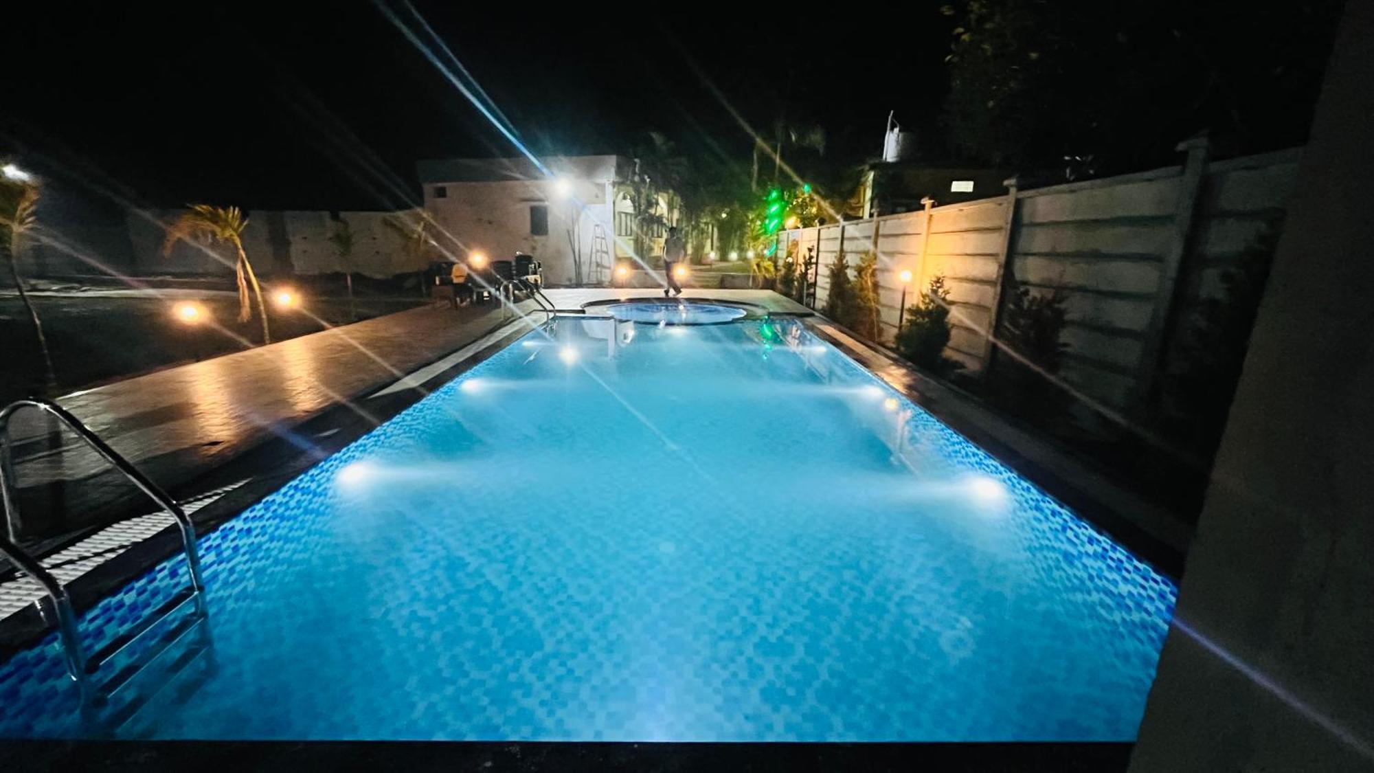 Hotel Jungle Palace Resort Umariā 외부 사진
