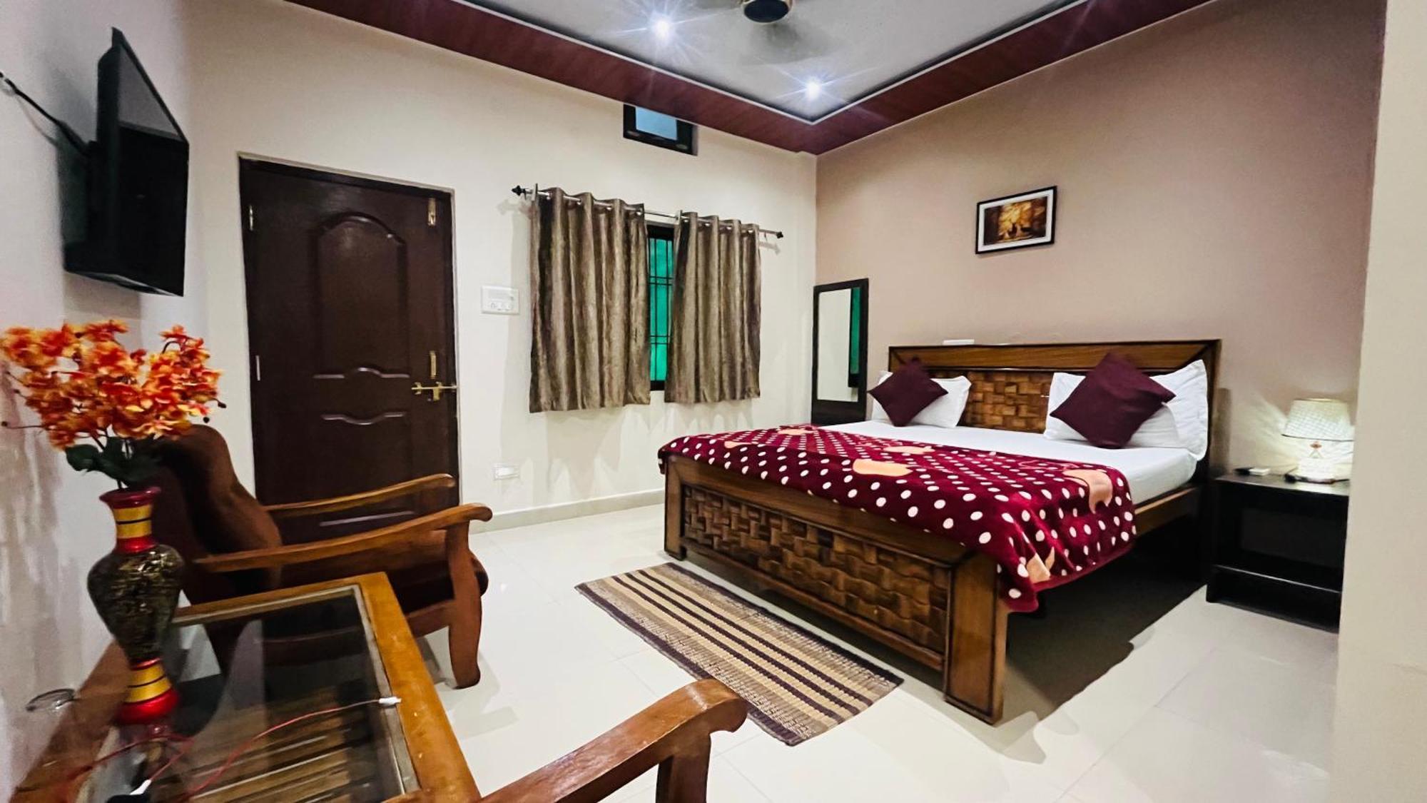 Hotel Jungle Palace Resort Umariā 외부 사진